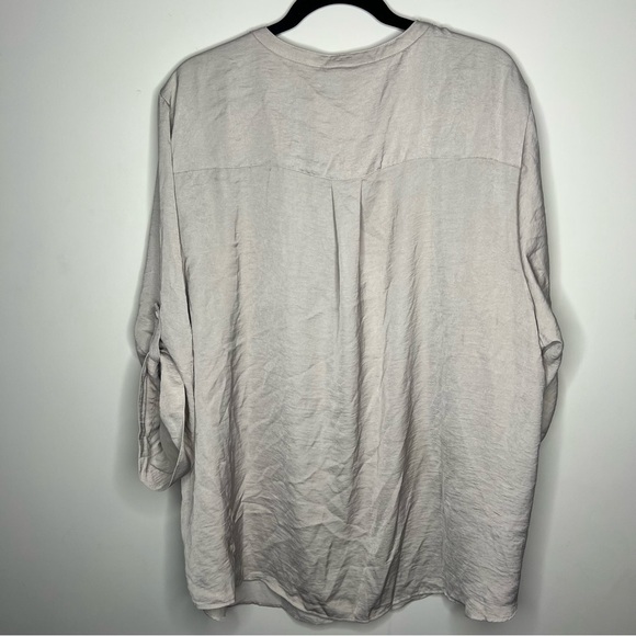 NWT Torrid Harper Satin Pullover 3/4 Sleeve Blouse neutral beige size 4XL. - Picture 13 of 14